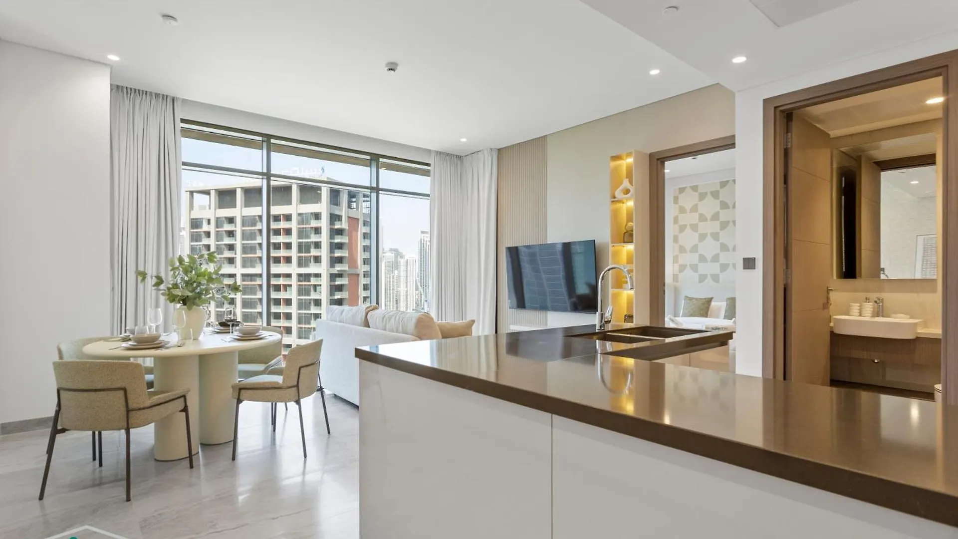 Stunning 1 Bedroom With Burj Khalifa View Dubai United Arab Emirates