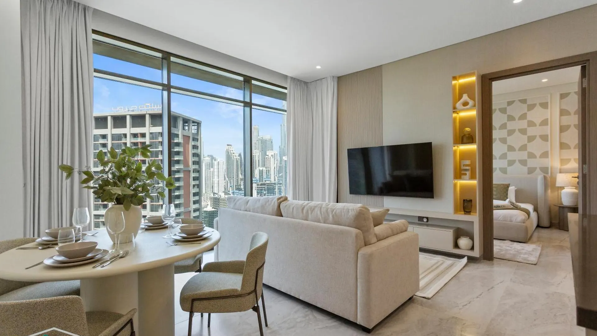 Stunning 1 Bedroom With Burj Khalifa View Dubai